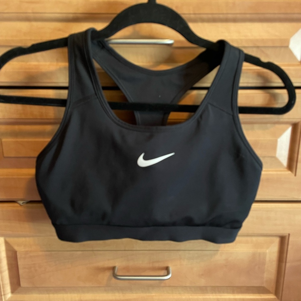 Nike Women's Black Sports Bra M